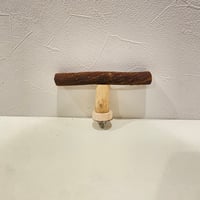 自然木（ツタ）のT字パーチ HOEI465  直径1.8cm/長さ13cm