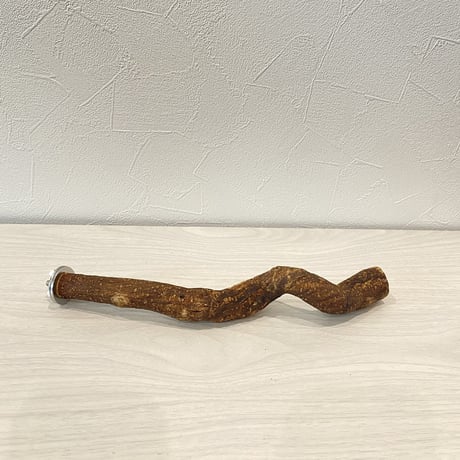 自然木（ツタ）のパーチ②　直径2cm 長さ26cm