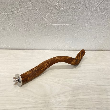 自然木（ツタ）パーチ 直径約1.8~2.2cm/長さ22cm