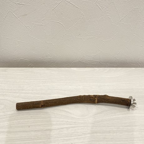 自然木（ツタ）パーチ③ 直径約半分1.5cm長さ25.5cm