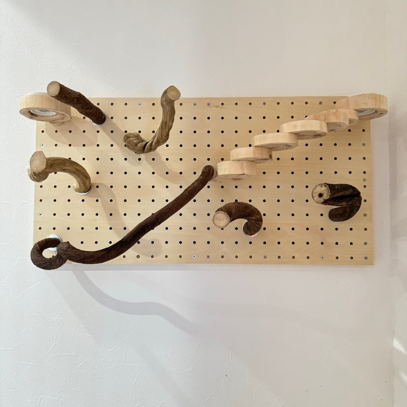 自由にカスタム 壁掛けバードアスレチック【B】 | 自然木の鳥用品 鳥豆