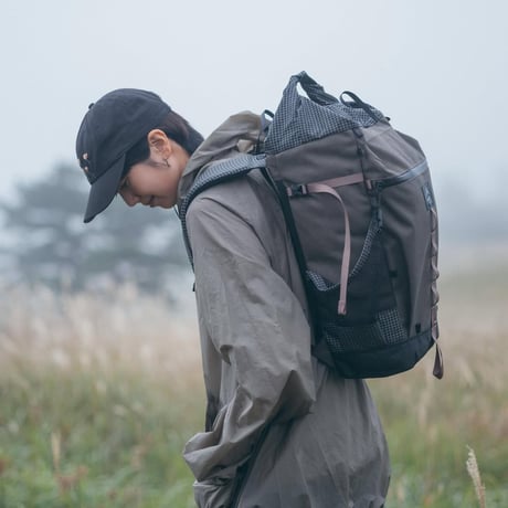 【RawLow Mountain Works】Airy Hoodie