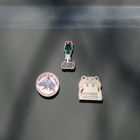 -Magnetic Pin Badge-