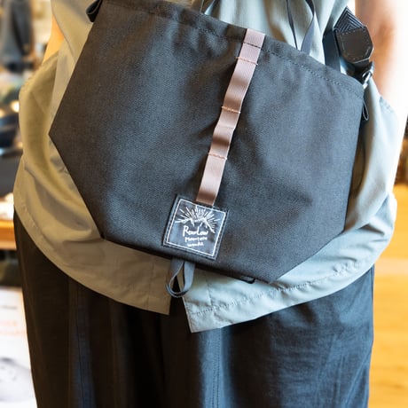【RawLow Mountain Works 】- Tabitibi Tote　CORDURA 1000