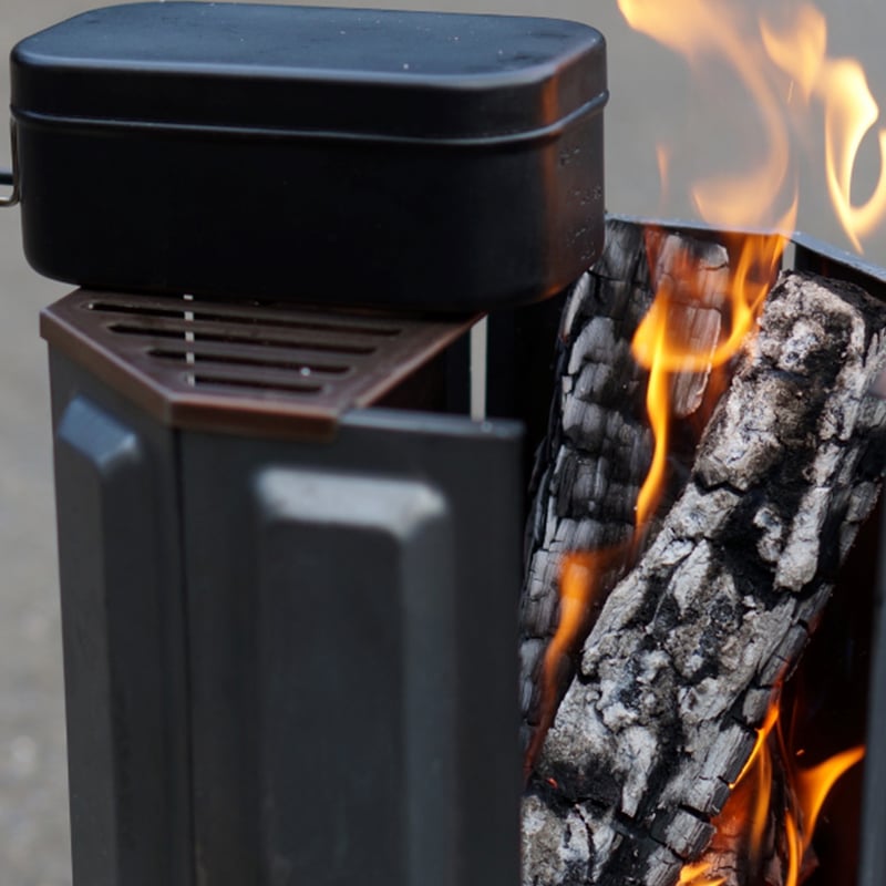 UM　Fire Pit　二次燃焼焚き火台　高さ358mm　パネル取り外し可 UM Fire Pit 焚火台 二次燃焼 煙が少ない8枚 パネル 脱着 自由