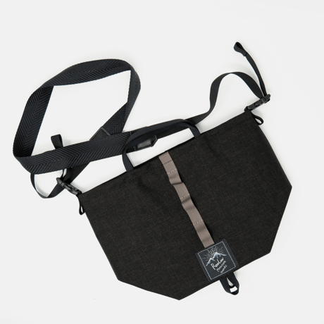 【RawLow Mountain Works 】- Tabitibi Tote　CORDURA 1000