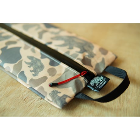 perm and baton x mountain jam Center Zip SACK-Jam Hunter Camo【2.92oz】
