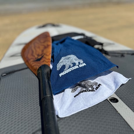 ISTIST × MOUNTAIN JAM Botanical Dye Tenugui MODEL：Indigo Woolly Gradation