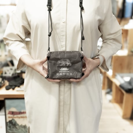 =Perm And Baton × MOUNTAIN JAM＝ TrailSnap Mini（Compact Digital Camera Case）