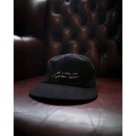 6-Panel Tricot Corduroy Cap MODEL: We are a local low mountain society