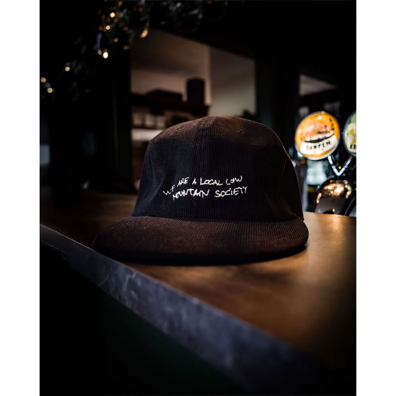 6-Panel Tricot Corduroy Cap MODEL: We are a loc