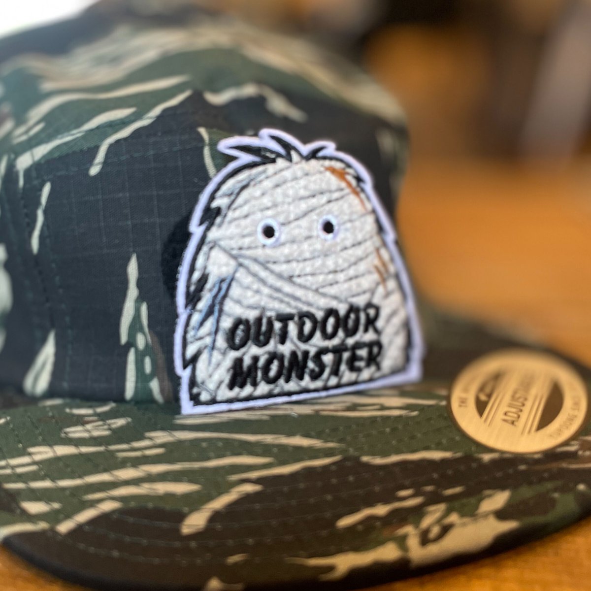 アウトドアモンスターモフモフワッペン4種セット新品