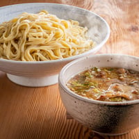 名店の味をご自宅で! 「りょう花×マツヤマハナビ オリジナルグルメセット」