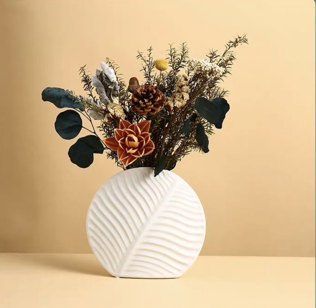 花と葉のデザイン 花瓶 fit=scale-down,w=1200