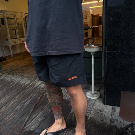 NYLON SHORTS(BLACK）