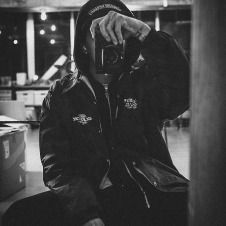 GLITCH OIL x LAKE KILLER COACH JACKET (BLACK）