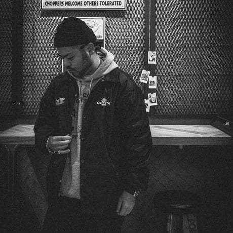 GLITCH OIL x LAKE KILLER COACH JACKET (BLACK）