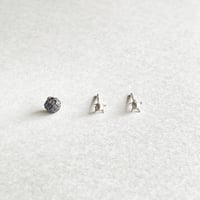 いちごのつぼみピアス　925silver