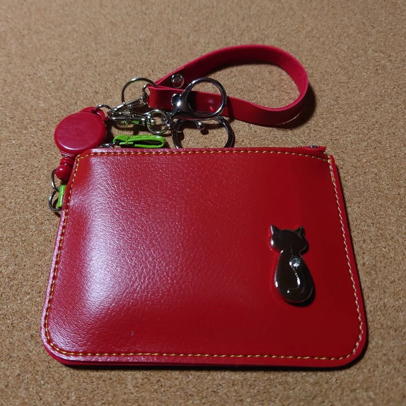パスケース リール付き かわいい猫ちゃん レッド 小銭入れ