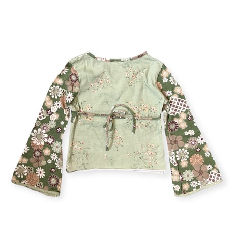 130～140cm｜90's VINTAGE｜USA製 90's Hippie Floral Flare L/S Cutsew