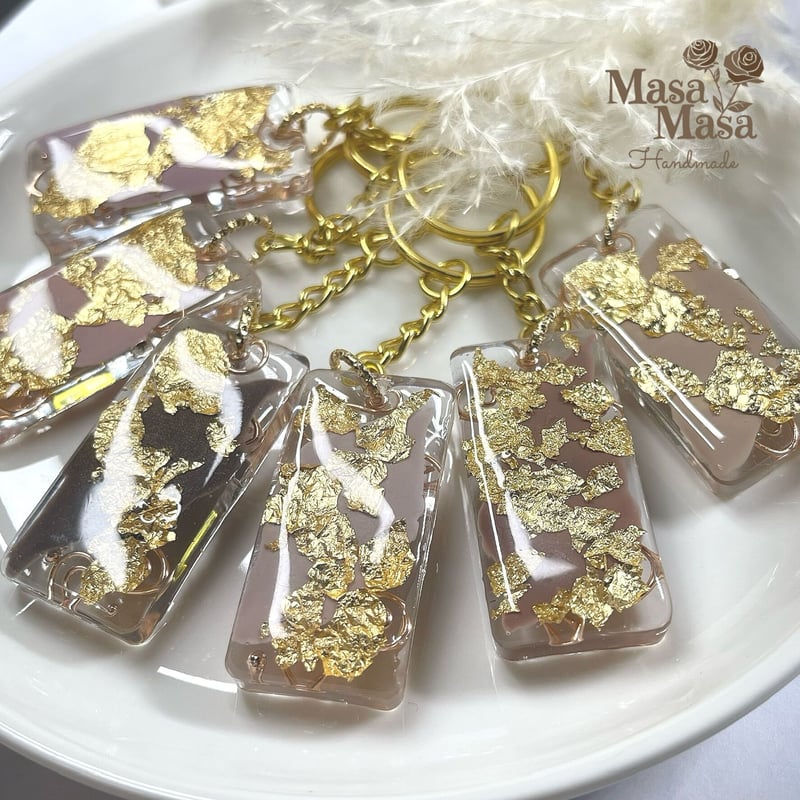 【すきま】ニュアンスカラー　レジン　イニシャルキーホルダー 名前入れ無料】ニュアンスカラー レジン イニシャルキーホルダー