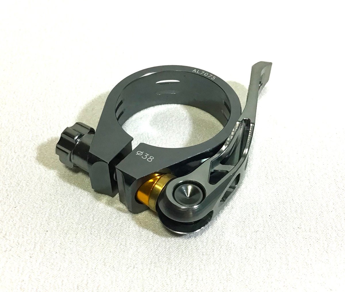 Tern・MOULTON用】RIDEA 橋輪オリジナルシートクランプ Φ38 Tern・MOULTON用】RIDEA 橋輪オリジナルシートクランプ Φ38