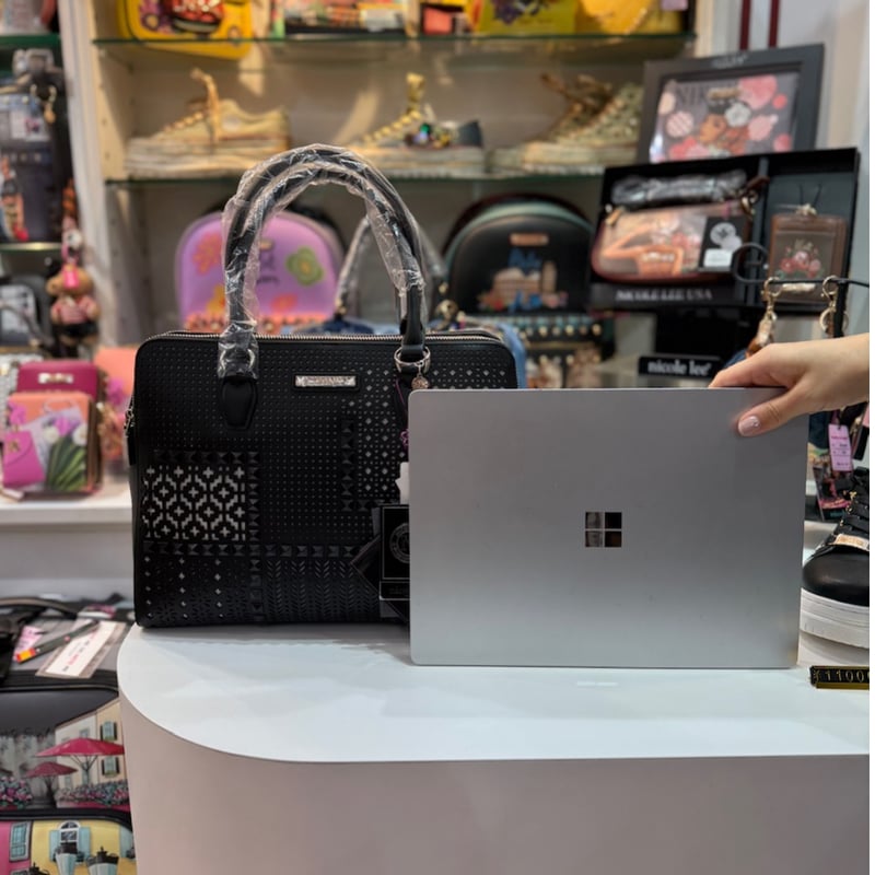 こちらはブラックバード様制作ご依頼専用ページとなります(⁠^⁠^⁠)♪ オーストリッチ 長財布 L字ファスナー メンズ 財布【ネコポスで