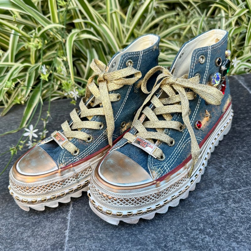Vintageデニム スタッズ付きハイカットスニーカー(BLUE Vintageデニム スタッズ付きハイカットスニーカー(BLUE