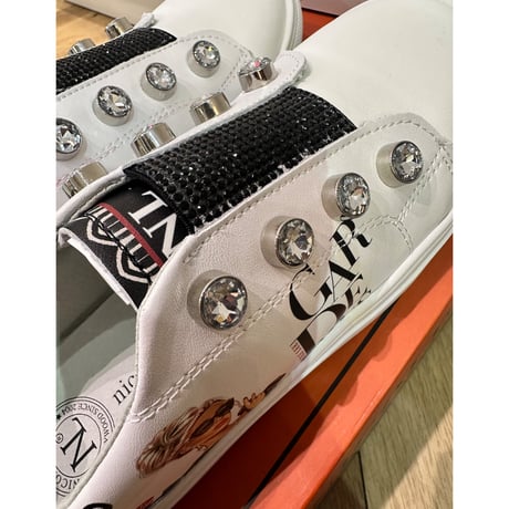 〜LADY IN BLACK〜レザースニーカー★スリッポン感覚で履ける！★