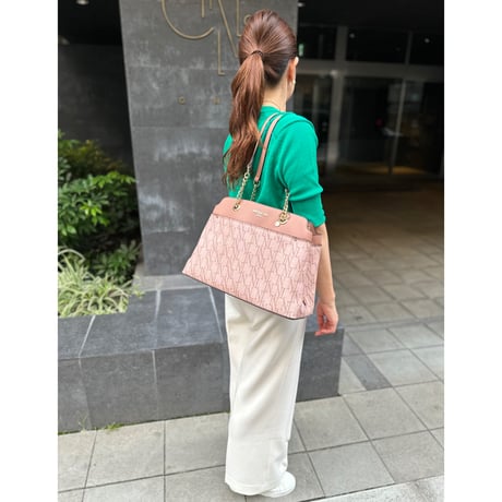 【数量限定】 nicolelee シグネチャーチェーントート★A4対応★