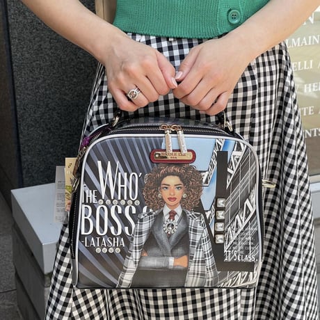 ～WHO'S THE BOSS LATASHA～スクエア型ハンドバッグ