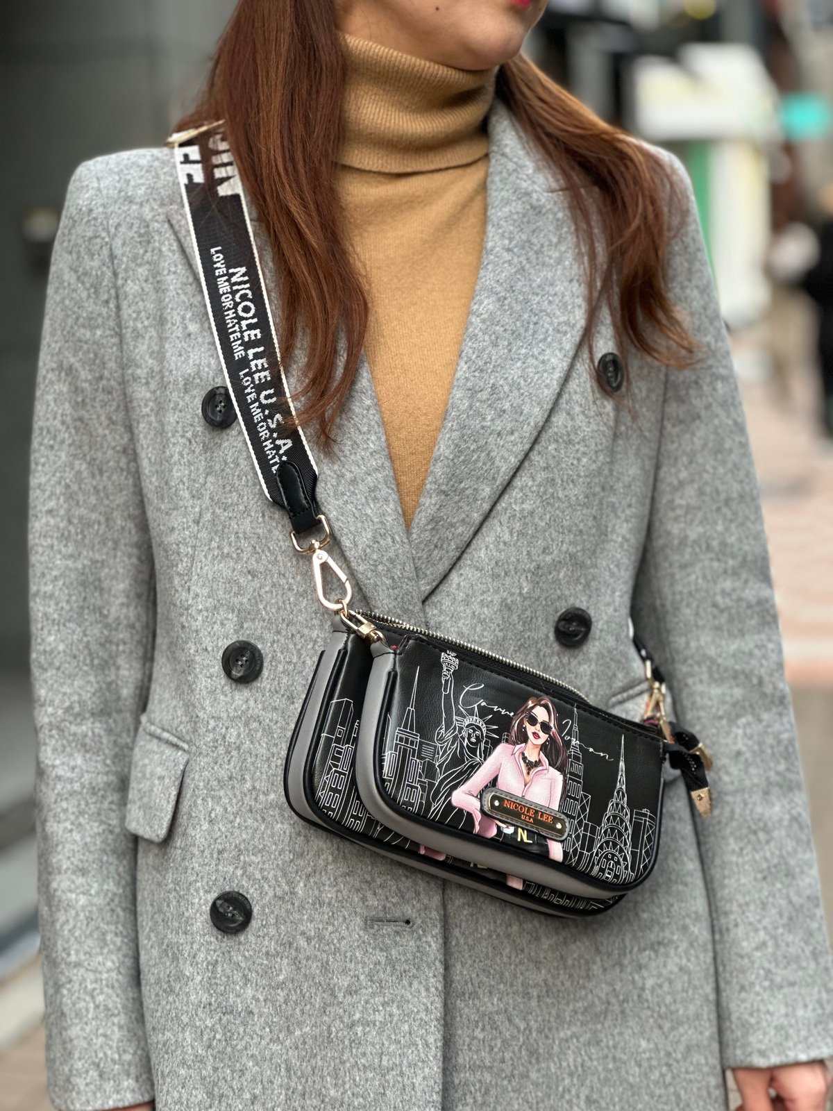 ニコールリー（ポシェット、ポーチケース）の3点セット nicolelee 3点セットショルダーポシェット☆ポーチ(大)＋ポーチ(小)＋