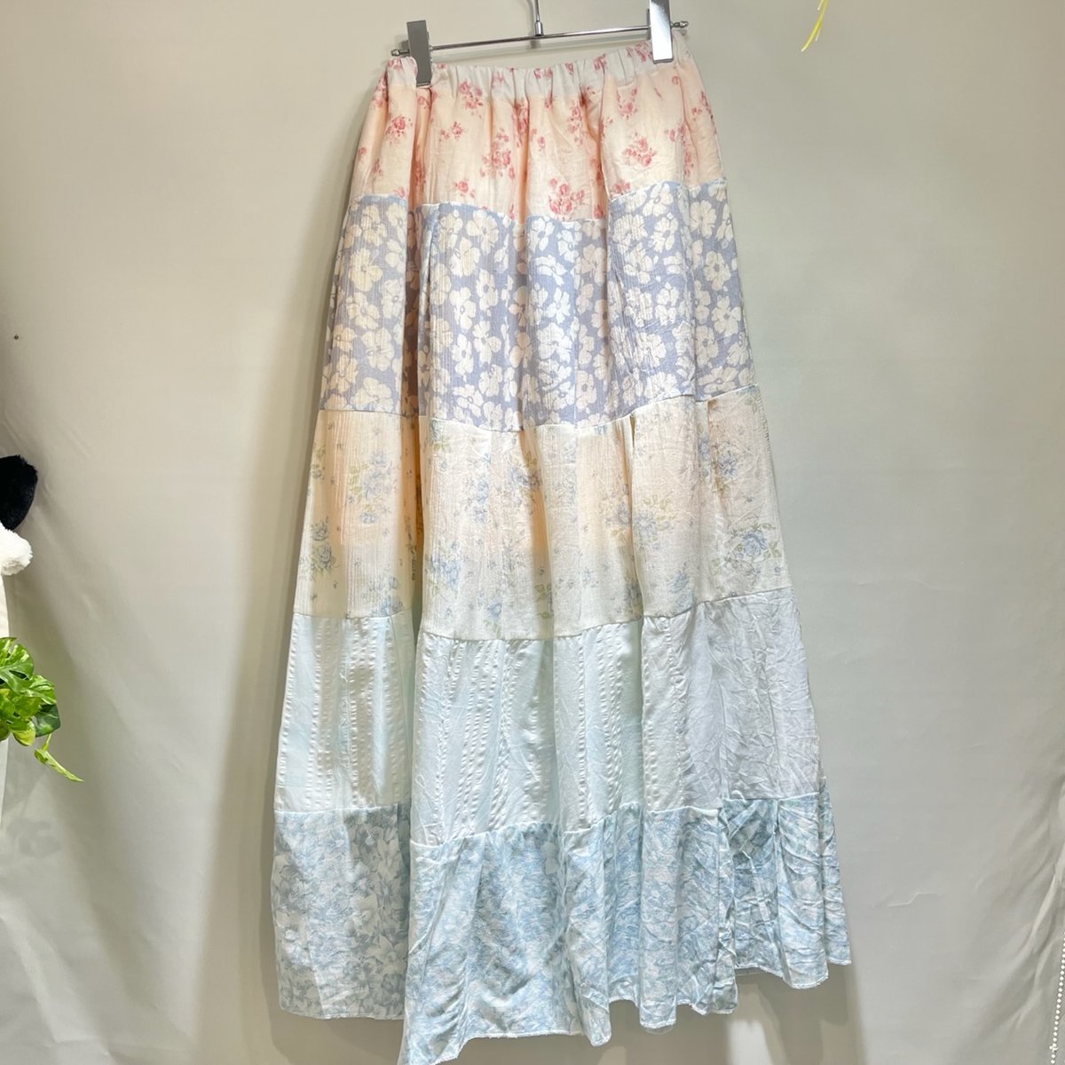 青のお花畑パッチワークスカート IGT5303 | 古着屋mumu