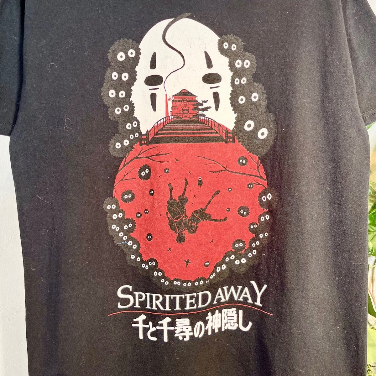 千と千尋の神隠しTシャツ IGB0900 | 古着屋mumu 千と千尋の神隠しTシャツ IGB0900 | 古着屋mumu