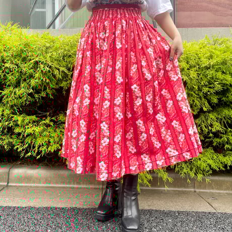 ⭐️2021AWモーショントップス未着用極美品タグ付き⭐️ Bz】ワンポイントY2K ON/カップ付きタンク（MA）（タンクトップ