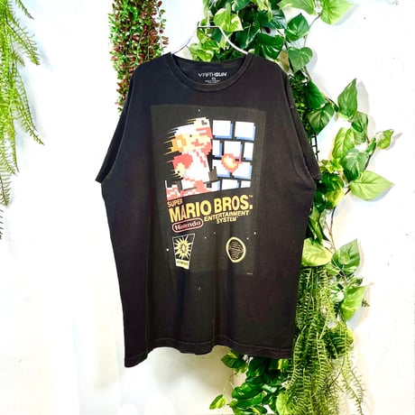 ピクセルマリオの1UPTシャツ IGB0840