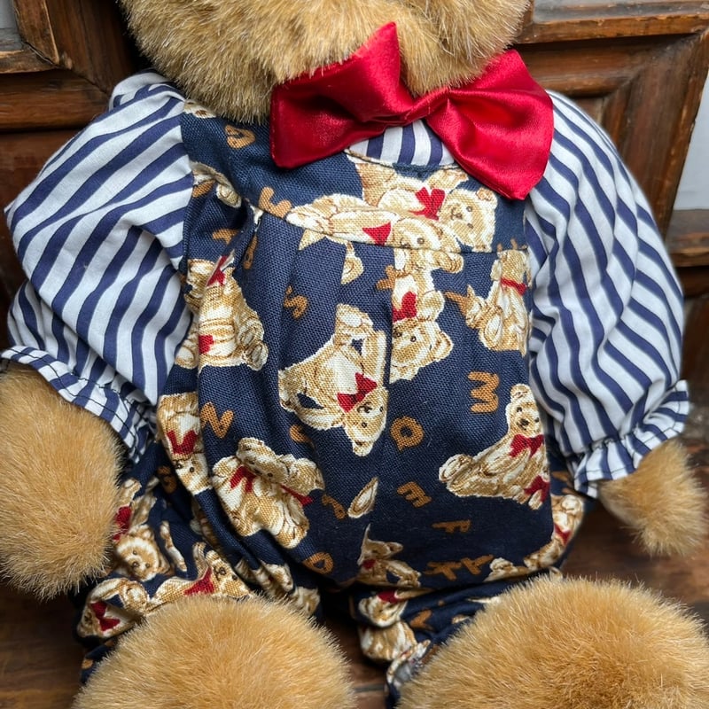 きっちりおめかしクマのぬいぐるみ IGB0034 | 古着屋mumu きっちりおめかしクマのぬいぐるみ IGB0034 | 古着屋mumu