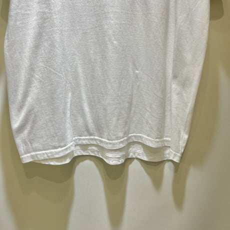 ころころ猫ちゃん刺繍Tシャツ　IGT3223