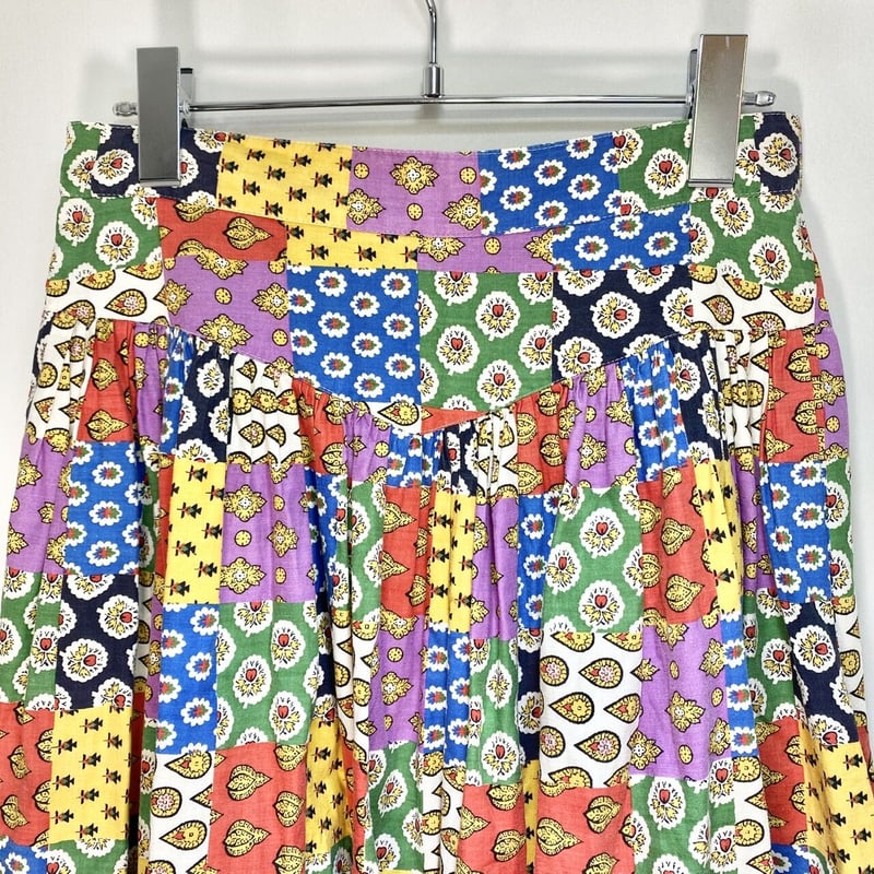 ♥70sVintage✽70sパッチワーク刺繍スカート♥ 70s vintage パッチワークスカート - メルカリ