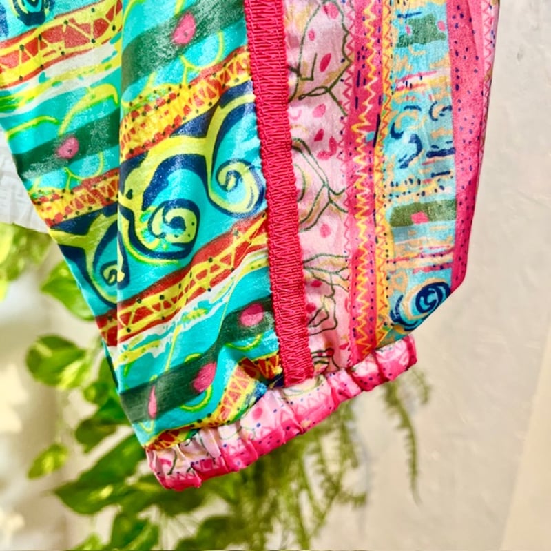 幾何学模様のadidasナイロンジャケット IGB1085 | 古着屋mumu 