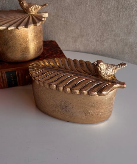 bird accessory box