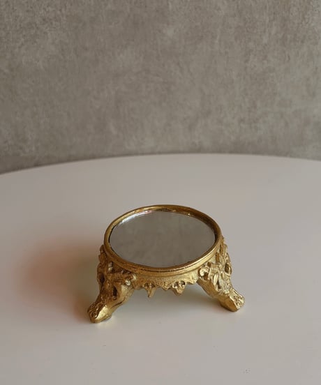 classical mirror tray
