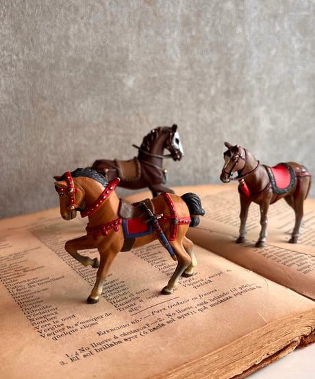 【スペイン蚤の市】miniature horse objet  年代不明