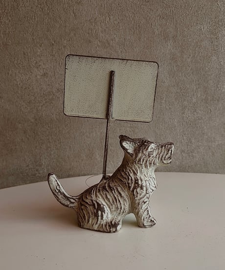 dog plate stand
