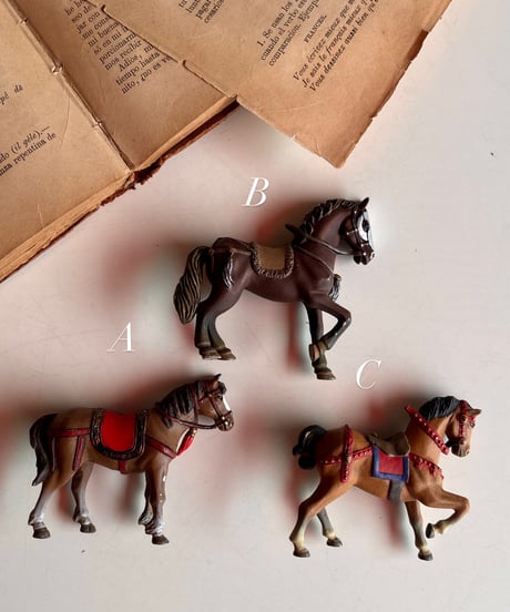 【スペイン蚤の市】miniature horse objet  年代不明