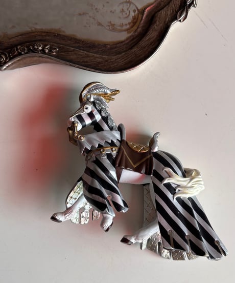 【スペイン蚤の市】draped horse figure 2006年製