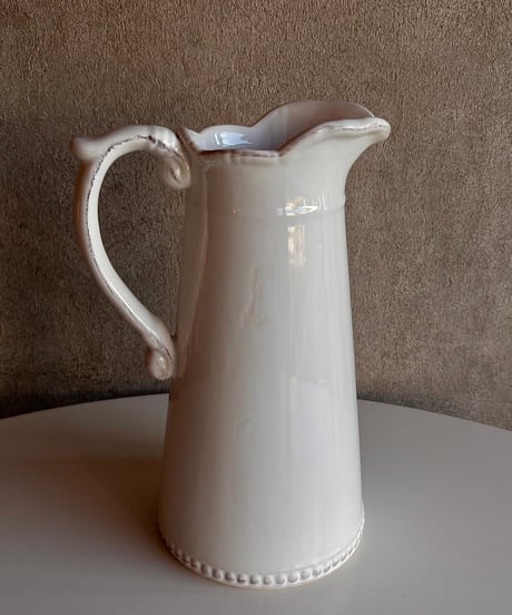 whitelily flower vase