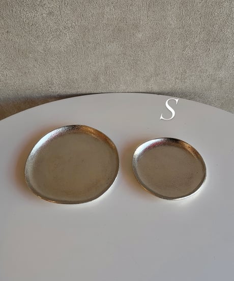 silver round tray🇮🇳  S