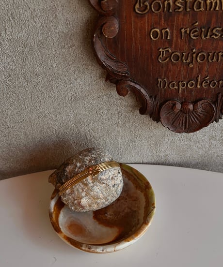 【フランス蚤の市】瑪瑙ジオードのヴィンテージジュエリーケース