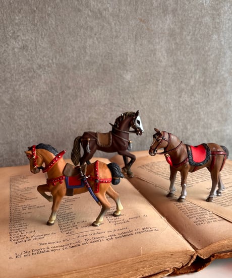 【スペイン蚤の市】miniature horse objet  年代不明